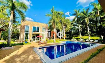Casa de Condomínio para venda e aluguel em Parque Silvino Pereira de 1597.00m² com 7 Quartos, 7 Suites e 10 Garagens