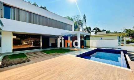 Casa de Condomínio para venda em São Paulo Ll - Granja Viana de 357.00m² com 4 Quartos, 4 Suites e 4 Garagens
