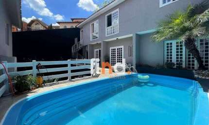 Casa de Condomínio para venda em São Paulo Ll - Granja Viana de 285.00m² com 5 Quartos, 3 Suites e 4 Garagens
