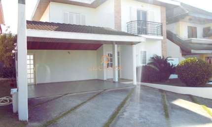 Casa para venda e aluguel em Loteamento Urbanova Ii de 240.00m² com 4 Quartos, 2 Suites e 4 Garagens