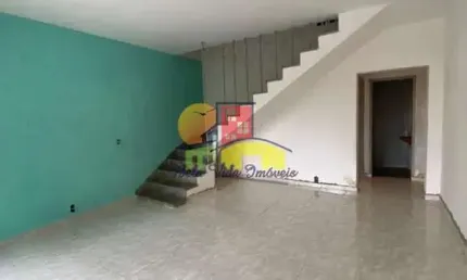 Sobrado para venda em Vila Scarpelli de 150.00m² com 2 Quartos e 2 Garagens
