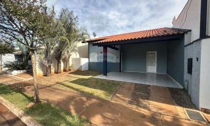 Casa de Condomínio para alugar em Jardim Costa Verde de 82.84m² com 3 Quartos e 2 Garagens
