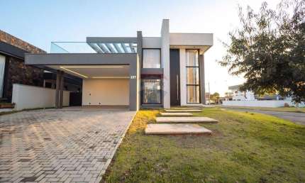 Casa de Condomínio para venda em Portal Dos Bandeirantes Salto de 297.00m² com 3 Quartos, 3 Suites e 4 Garagens