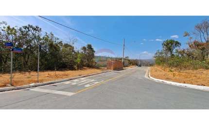 Terreno para venda em Parque Das Borboletas de 360.00m²