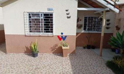 Casa para venda em Ganchinho de 150.00m² com 2 Quartos e 1 Garagem