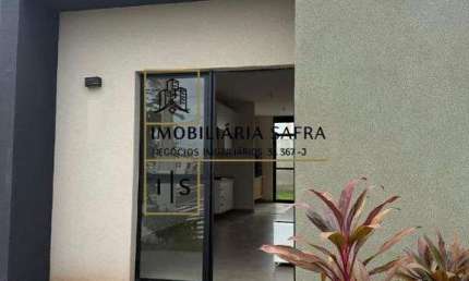 Casa para alugar em Condomínio Residencial Fenhouse de 88.00m² com 3 Quartos e 2 Garagens