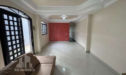 Casa para venda em Parque Novo Mundo de 229.00m² com 3 Quartos, 1 Suite e 4 Garagens