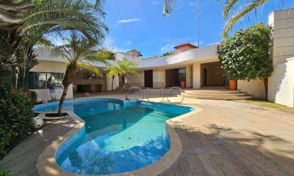 Casa de Condomínio para alugar em Piracicamirim de 390.00m² com 3 Quartos, 1 Suite e 4 Garagens