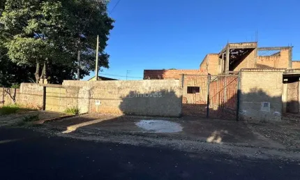 Terreno à venda na Rua General de Exército Vicente de Paula Dalle Coutinho, 600, Jardim Imperador, Araraquara