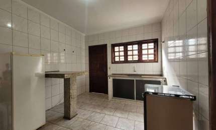 Casa para venda em Conjunto Residencial Jardim Do Mirante de 132.00m² com 3 Quartos e 4 Garagens