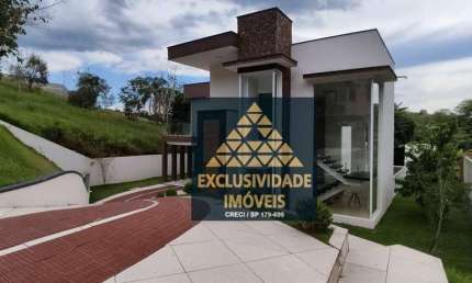 Sobrado para venda em Ouro Fino de 369.00m² com 4 Quartos, 4 Suites e 7 Garagens