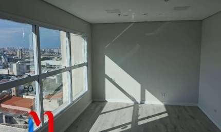 Sala Comercial para venda e aluguel em Centro de 39.00m² com 1 Garagem