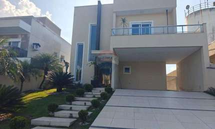 Casa para alugar em Parque Residencial Itapeti de 270.00m² com 3 Quartos e 3 Suites