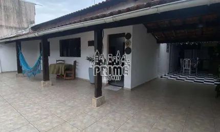 Casa para venda em Real de 108.00m² com 3 Quartos e 4 Garagens