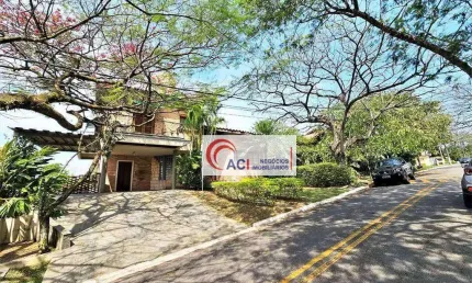 Casa de Condomínio para venda em Nova Higienópolis de 351.00m² com 4 Quartos, 3 Suites e 4 Garagens