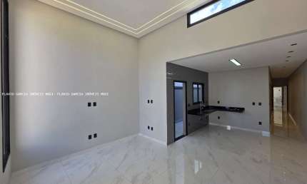 Casa para venda em Loteamento Rio Acima de 170.00m² com 3 Quartos, 1 Suite e 2 Garagens