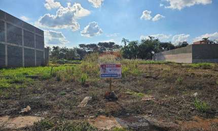Lote / Terreno para venda em Jardim Cristo Redentor de 300.00m²