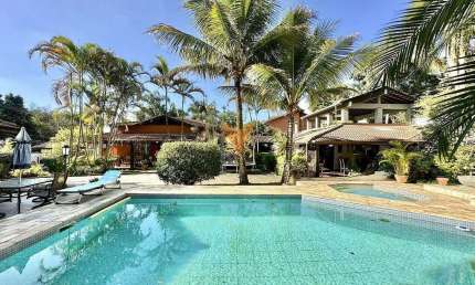 Casa para venda em Chácara Vale Do Rio Cotia de 503.00m² com 3 Quartos, 3 Suites e 11 Garagens