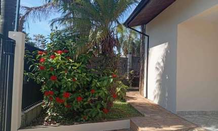 Casa para venda em Loteamento Parque Do Estado de 190.00m² com 4 Quartos, 2 Suites e 2 Garagens