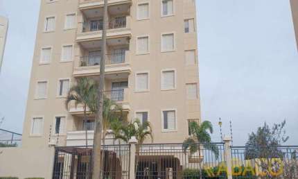Apartamento para alugar em Centro de 75.00m² com 3 Quartos, 1 Suite e 1 Garagem