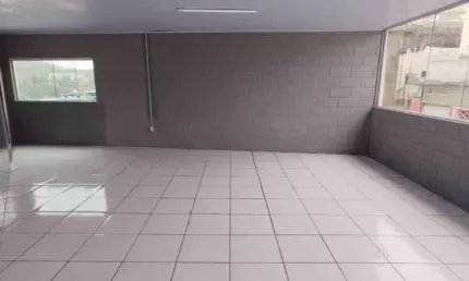 Sala Comercial para alugar em Vila Monte Serrat de 27.00m² com 1 Quarto