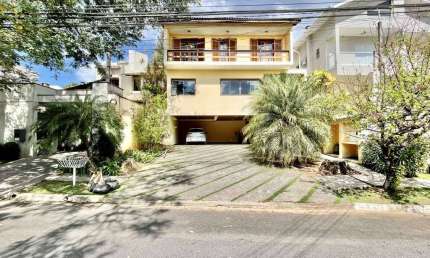 Casa para venda em São Paulo Ii de 390.00m² com 3 Quartos, 1 Suite e 4 Garagens