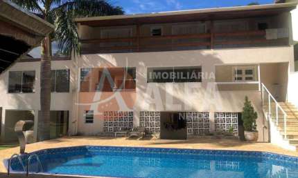 Casa para venda em Vargem Grande Paulista de 630.00m² com 4 Quartos e 4 Garagens