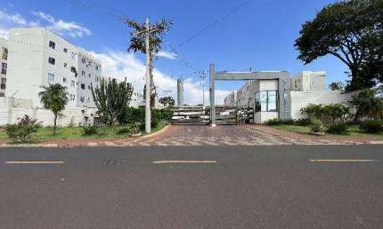 Apartamento para venda em Alvorada de 39.00m² com 2 Quartos e 1 Garagem