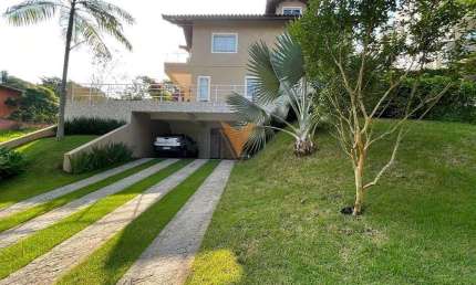 Casa para venda em Parque Nova Jandira de 300.47m² com 3 Quartos, 2 Suites e 6 Garagens