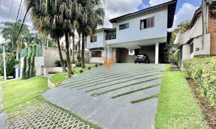 Casa para venda em Granja Viana Ii de 725.18m² com 5 Quartos, 4 Suites e 6 Garagens