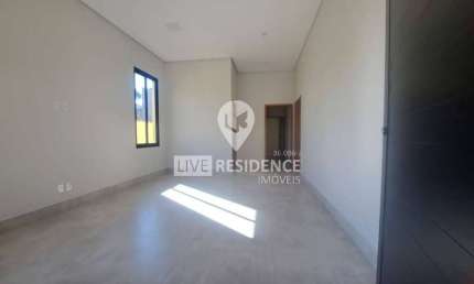 Casa para venda em Nova Itatiba de 190.00m² com 3 Quartos, 1 Suite e 6 Garagens