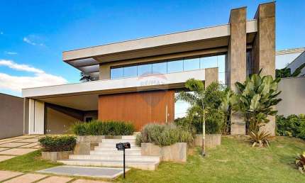Casa para venda em Residencial Chácara São João de 374.00m² com 3 Quartos e 3 Suites