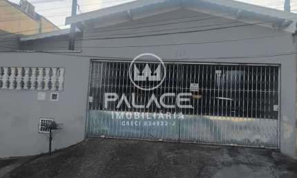 Casa para alugar em Monte Líbano de 108.00m² com 5 Quartos, 2 Suites e 4 Garagens