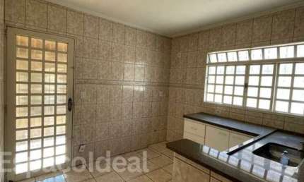 Casa para venda em Vila Mamedina de 142.00m² com 2 Quartos e 1 Garagem