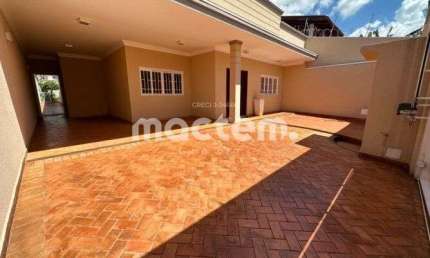 Casa para venda em Jardim Antártica de 311.00m² com 5 Quartos, 3 Suites e 5 Garagens