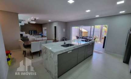 Casa para venda em Jardim Maria Helena de 245.00m² com 3 Quartos, 3 Suites e 4 Garagens
