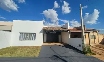 Casa de Condomínio para venda e aluguel em Jardim Maria Luiza V de 109.00m² com 3 Quartos, 1 Suite e 4 Garagens