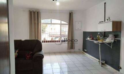 Casa para alugar em Jardim Rosa De Franca de 45.00m² com 1 Quarto e 1 Garagem
