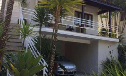 Casa para venda em Vila Caputera de 201.34m² com 3 Quartos, 3 Suites e 4 Garagens