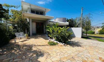 Casa para venda em Terras De Piracicaba Iii de 235.00m² com 4 Quartos, 2 Suites e 4 Garagens