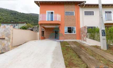 Casa para venda em Condomínio Samola de 125.00m² com 3 Quartos, 1 Suite e 3 Garagens