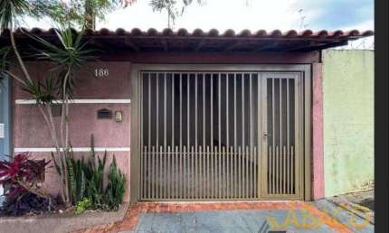 Casa para venda em Azulville I de 104.00m² com 2 Quartos e 2 Garagens