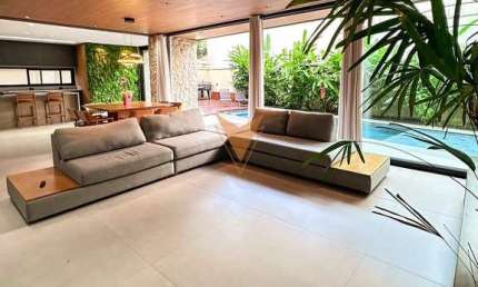 Casa para venda e aluguel em Tamboré de 400.00m² com 4 Quartos, 4 Suites e 4 Garagens