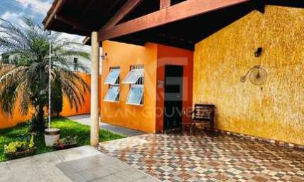 Casa para venda em Parque Ecológico de 455.00m² com 3 Quartos, 1 Suite e 2 Garagens