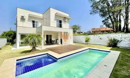 Casa para venda em Granja Viana de 332.74m² com 4 Quartos, 4 Suites e 5 Garagens