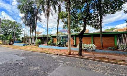 Prédio Comercial para alugar em Jardim Sumaré de 729.00m² com 4 Quartos, 2 Suites e 10 Garagens