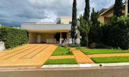 Casa de Condomínio para venda em Condominio Golden Park Residence de 250.00m² com 3 Quartos, 3 Suites e 4 Garagens