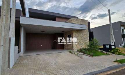 Casa de Condomínio para venda em Setlife Residence Club 2 de 166.00m² com 3 Quartos, 3 Suites e 2 Garagens