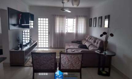 Casa para venda em Jardim Ouro Verde de 280.00m² com 3 Quartos, 1 Suite e 2 Garagens
