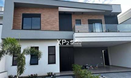 Casa de Condomínio para venda em Jardins Di Roma de 260.00m² com 3 Quartos, 3 Suites e 4 Garagens